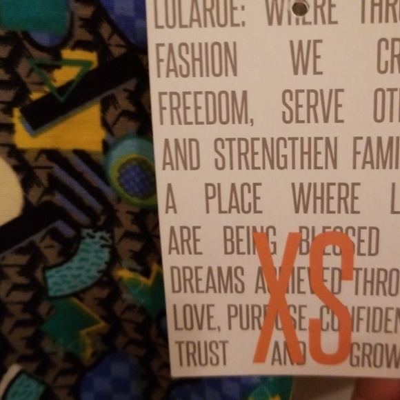 LulaRoe Randy - Picture 3 of 3